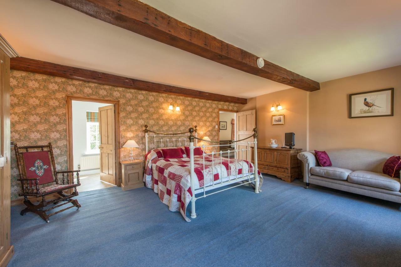 Moreton Hall Farm Bed and Breakfast Newport  Zewnętrze zdjęcie