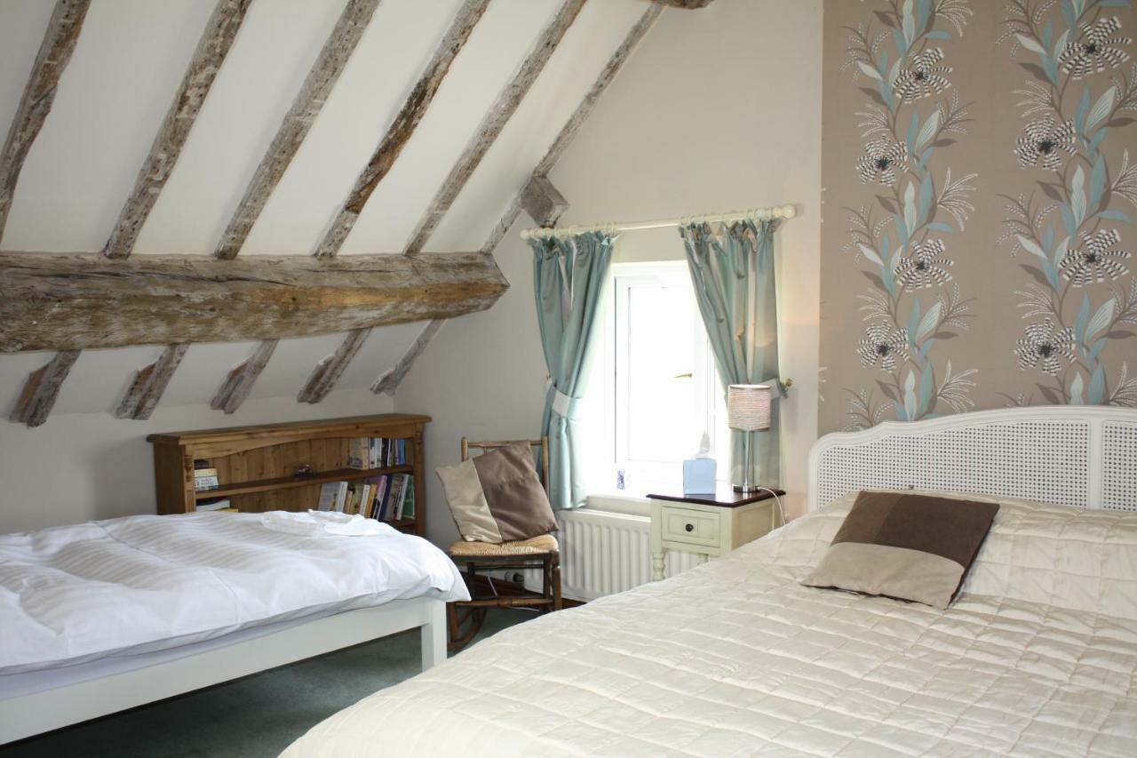 Moreton Hall Farm Bed and Breakfast Newport  Zewnętrze zdjęcie