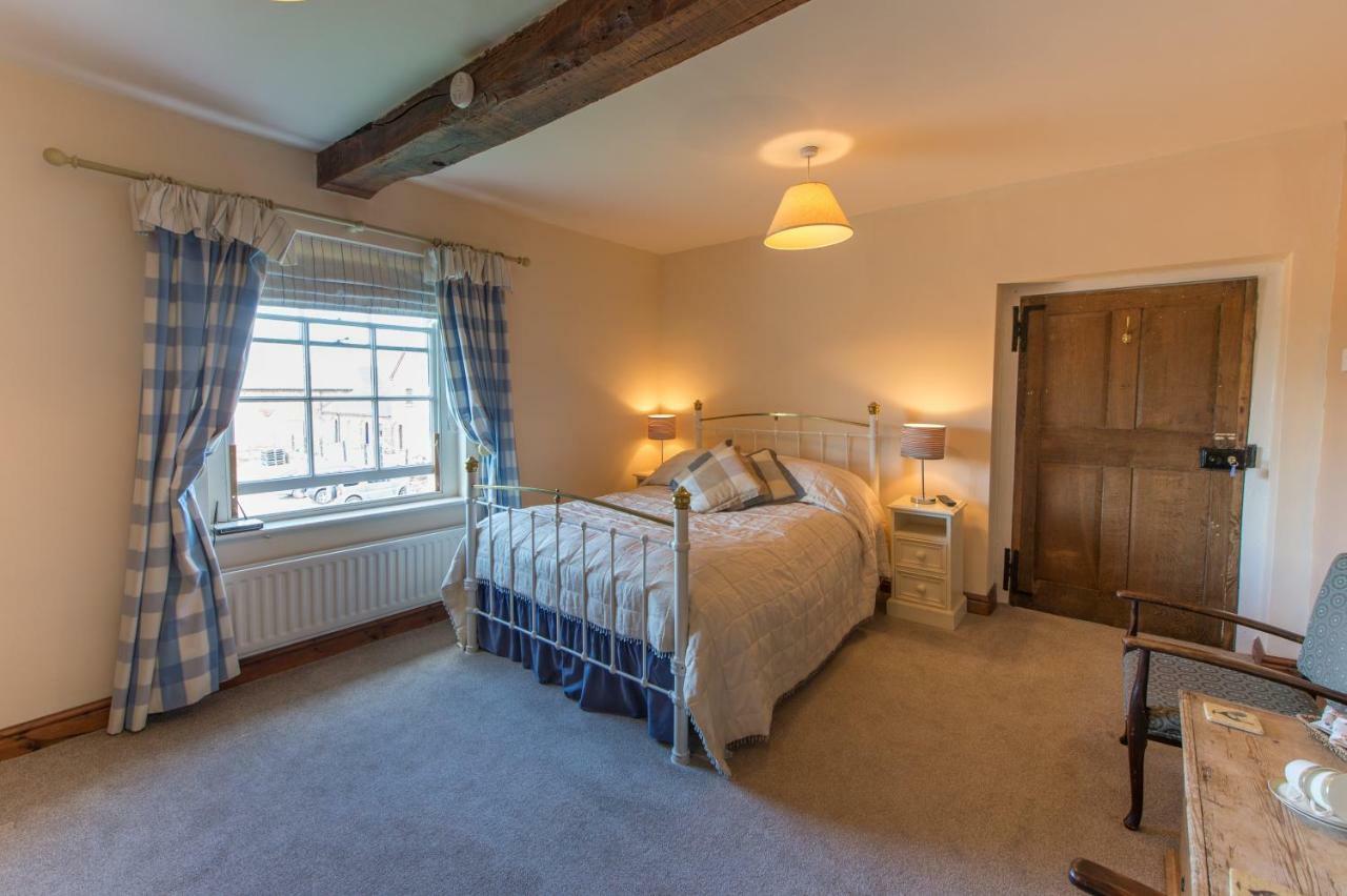 Moreton Hall Farm Bed and Breakfast Newport  Zewnętrze zdjęcie